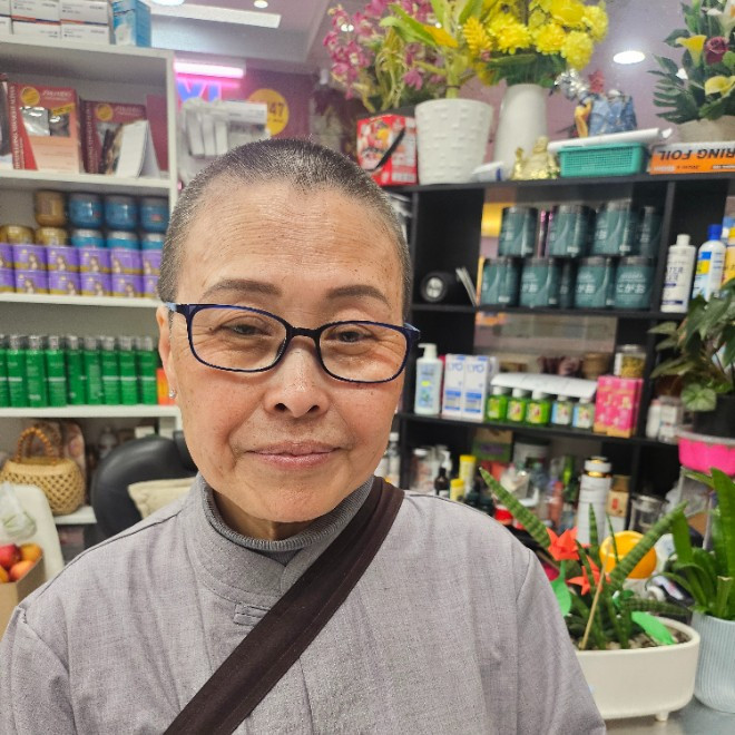 Van Nghi Huynh